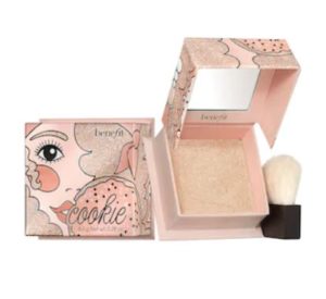 Benefit Makeup Highlighter